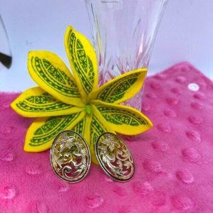 Hamilton Gold Polynesian-Hawaiian Style Earrings